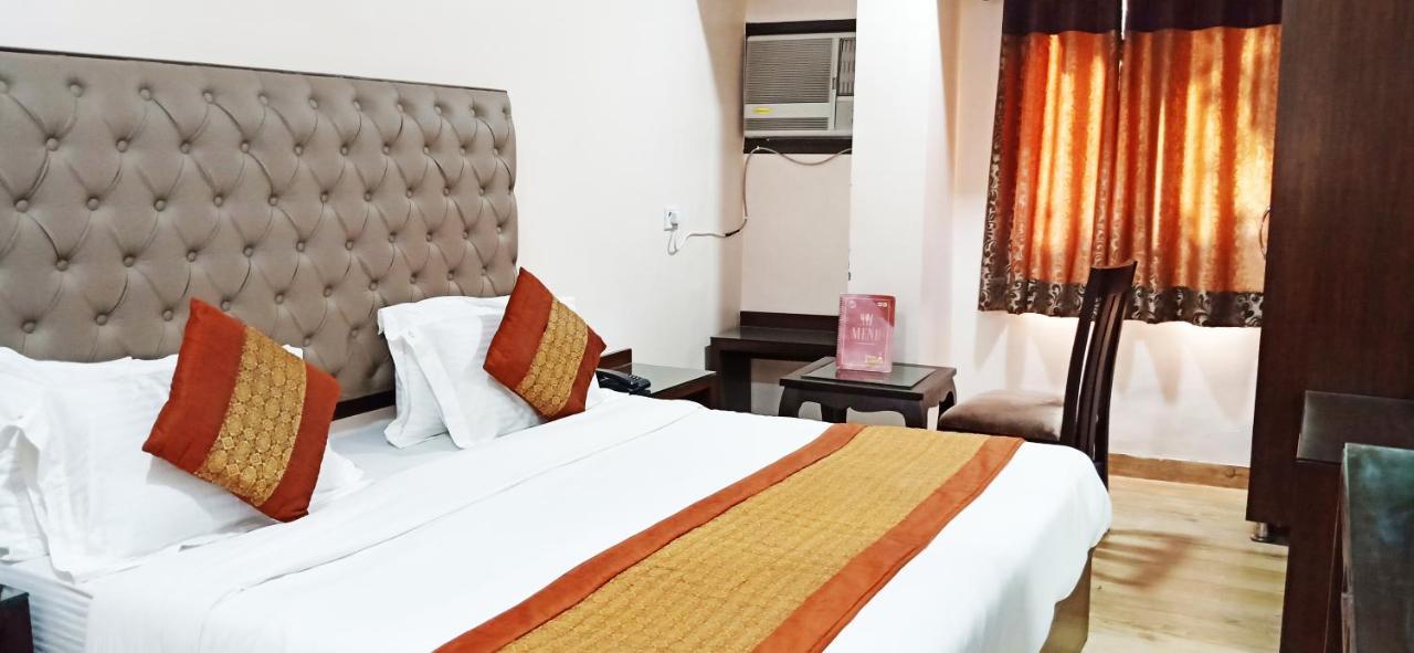 Hotel Kabeer New Delhi @ New Delhi Railway Station Dış mekan fotoğraf
