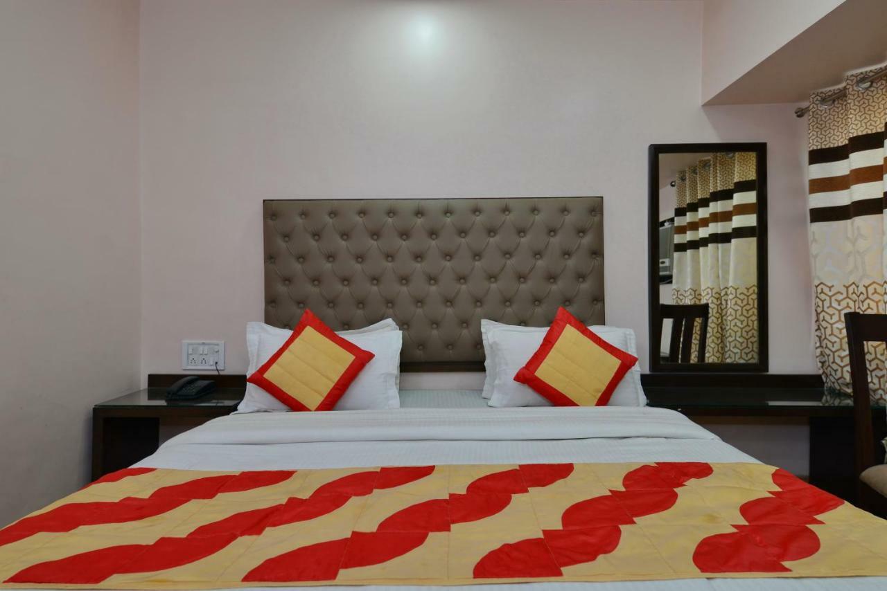Hotel Kabeer New Delhi @ New Delhi Railway Station Dış mekan fotoğraf