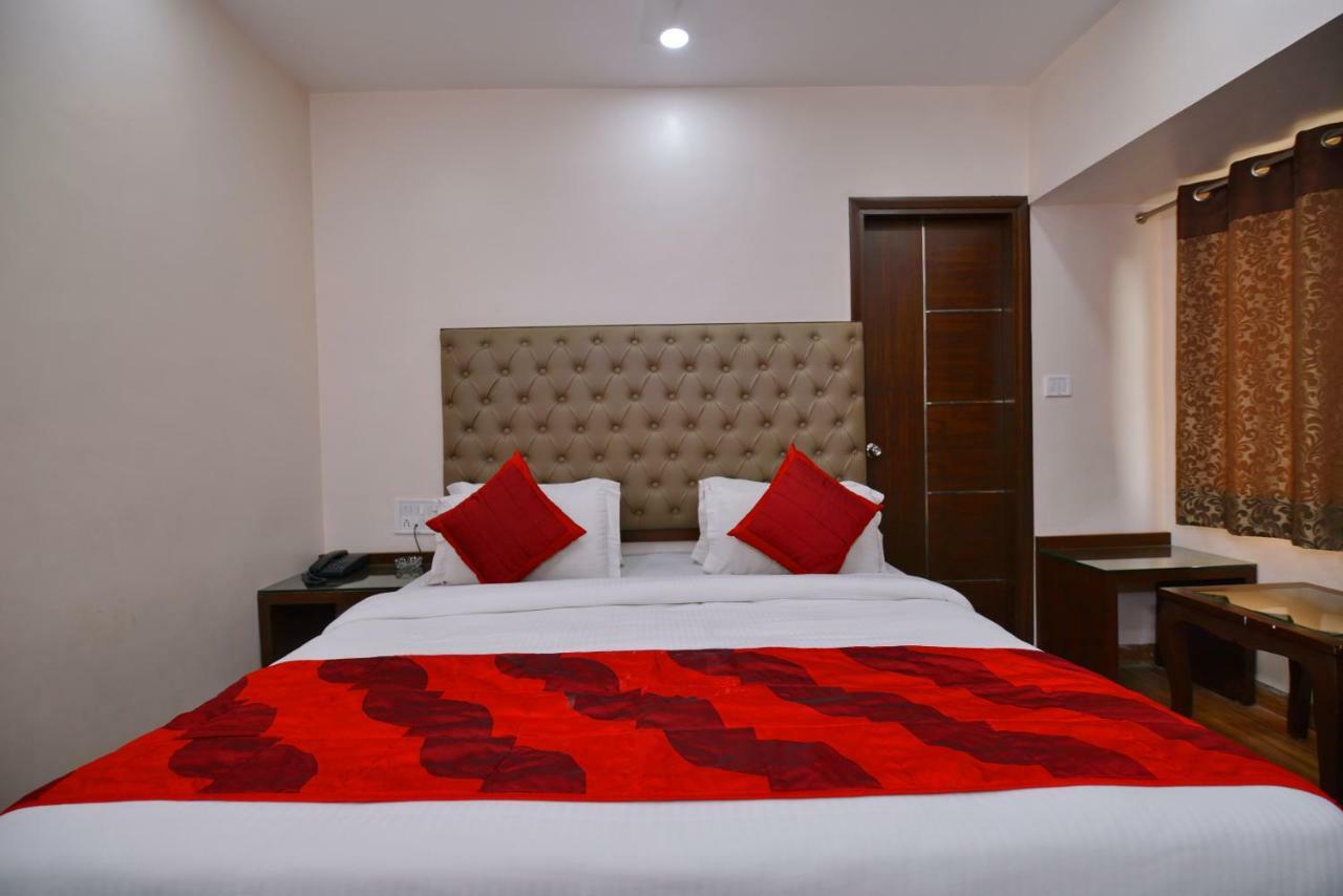 Hotel Kabeer New Delhi @ New Delhi Railway Station Dış mekan fotoğraf